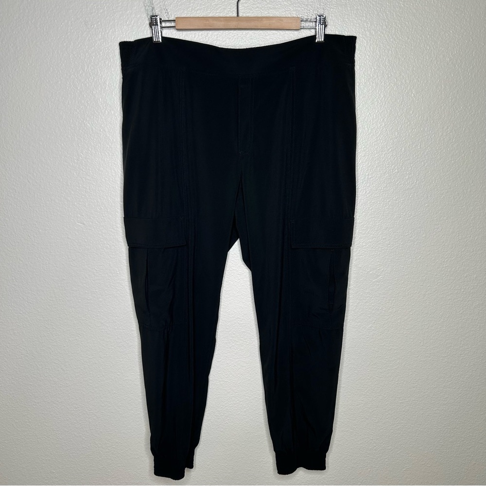 Athleta Chelsea Utility Jogger black 16